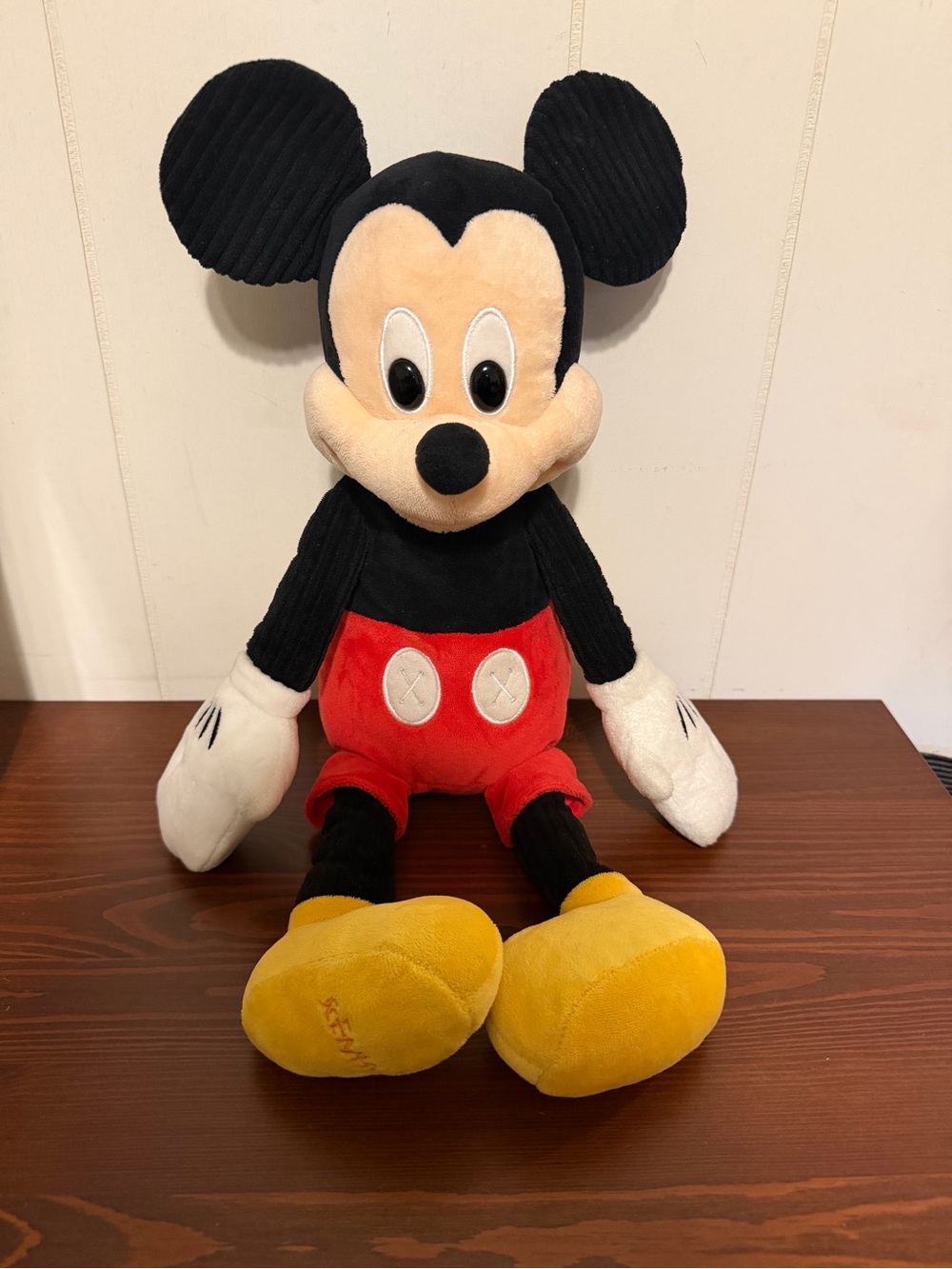 Scentsy Plush Disney Mickey Mouse in Black, Red, Yellow & Cream
